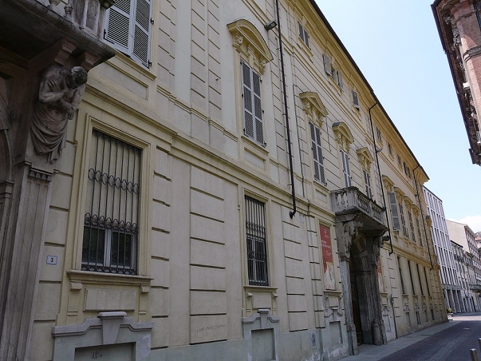 Palazzo Cuttica ospita la mostra “Dal disegno al click”