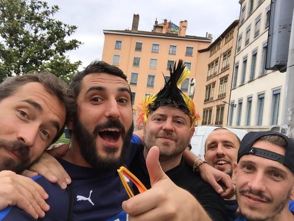 Tanti alessandrini a Lione per l’esordio della Nazionale: “Prepartita stupendo, con i belgi tanta sportività”