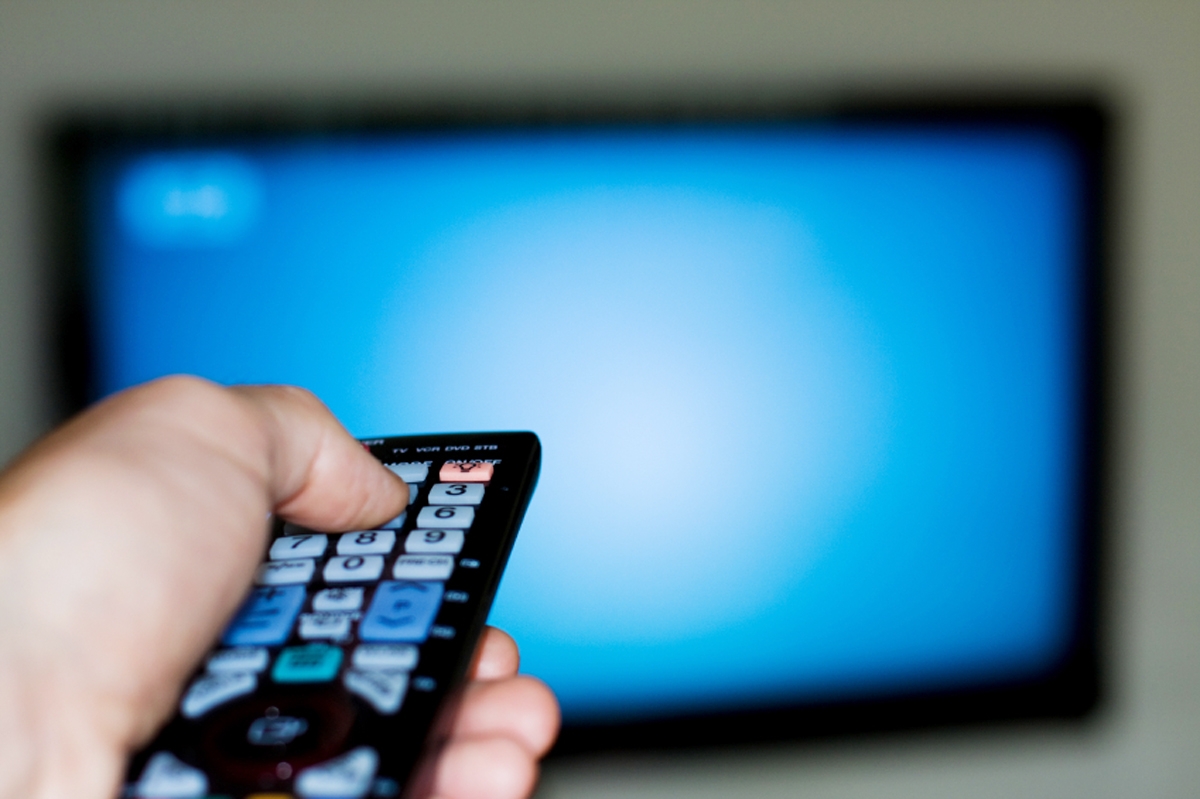 Finisce con un furto, e poi due denunce, la disputa sul televisore in eredità