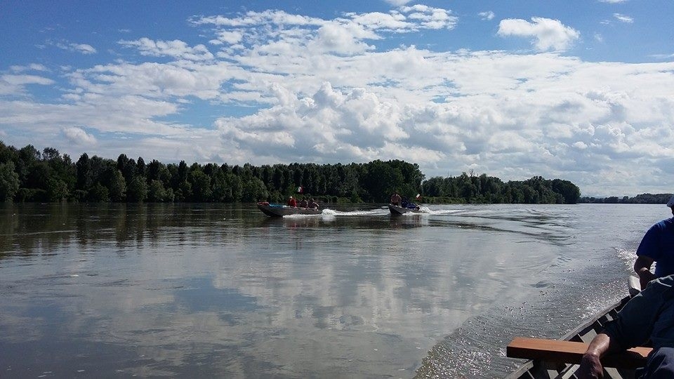 L’avventura degli “Amici del Po” da Casale al delta del Po a bordo dei barcè