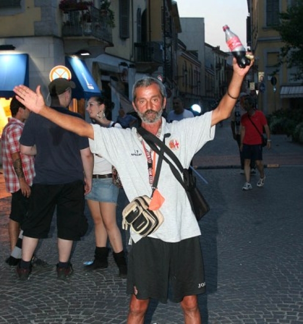 Il ricordo di Cisley rivive al Moccagatta: i tifosi dell’Alessandria fanno festa al bar e sul campo