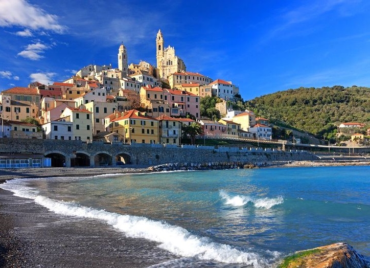 Cervo: la perla barocca della Liguria
