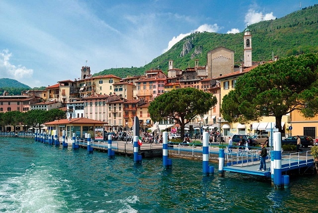Lovere, il prezioso diamante del lago d’Iseo