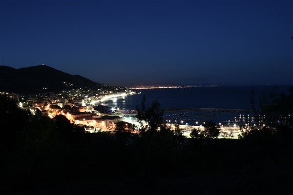 A Varazze la Notte Bianca è la “Notte del mandillo”