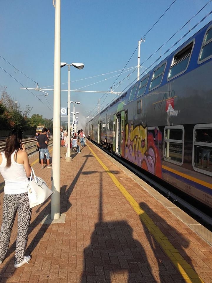 Treno fermo per surriscaldamento: ennesimo disagio sulla tratta Acqui-Genova