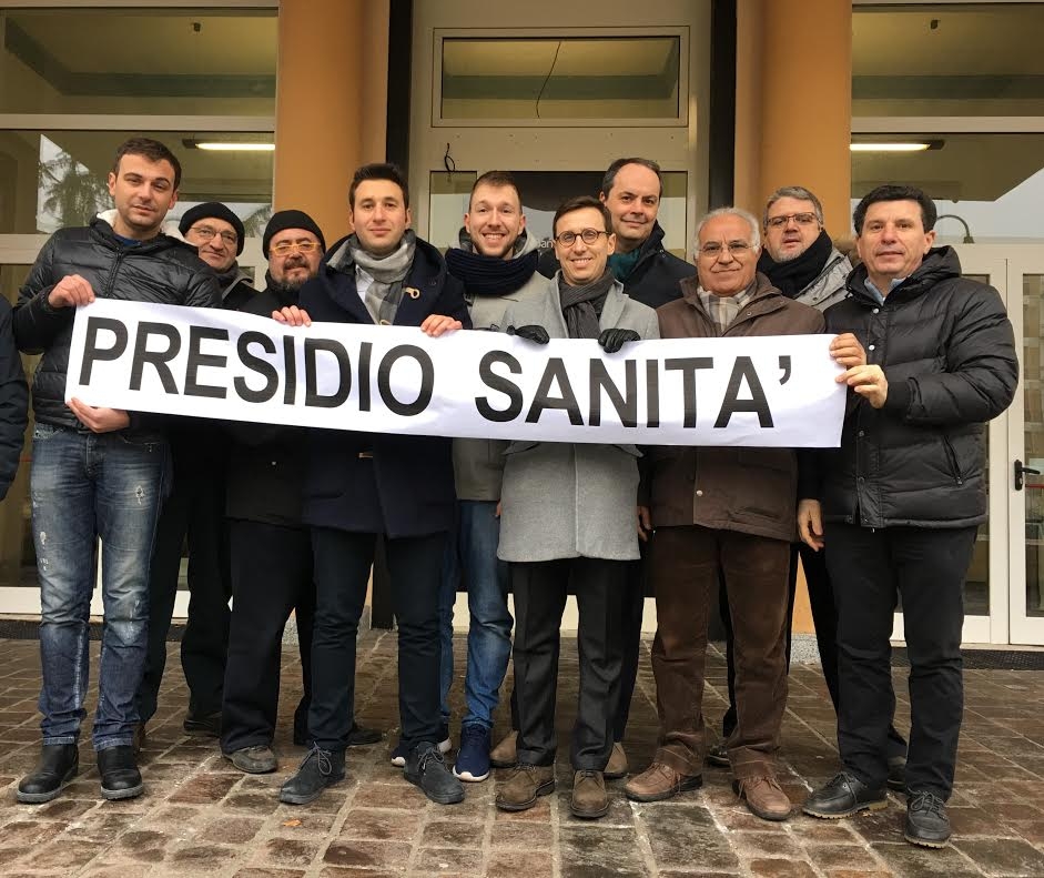 Il presidio Sanità di Casale attacca i parlamentari sullo “smantellamento del sistema sanitario regionale”
