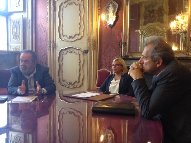 I conti a posto di Palazzo Ghilini tengono le scuole “al caldo” fino alla fine dell’anno