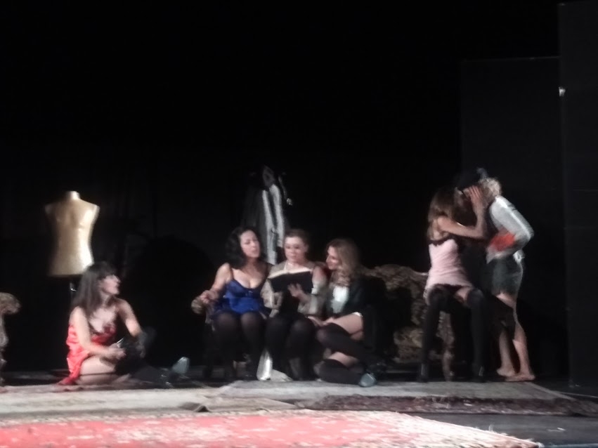 L’animo femminile alla luce del mito. Recensione de L’oDisseA al Teatro Ambra
