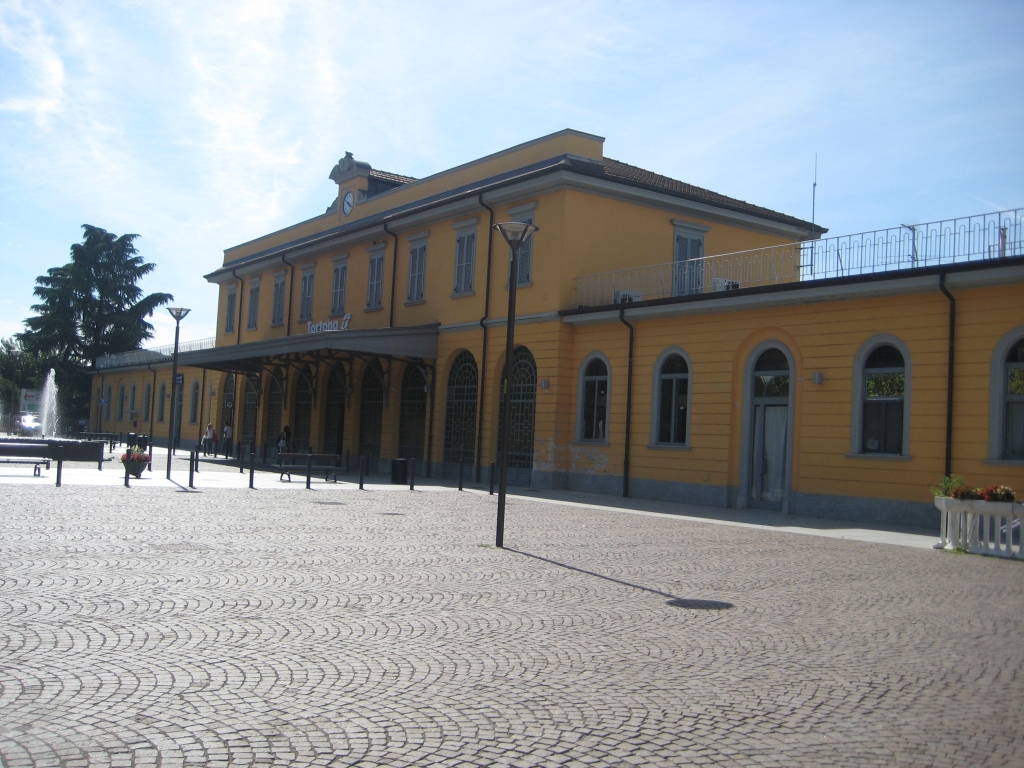Trovato in stazione con un coltello di 12 centimetri in tasca