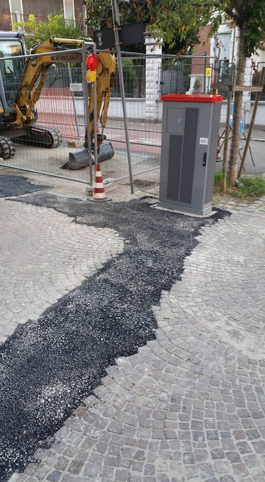 Catrame al posto del porfido a Valenza ma è solo una soluzione tampone