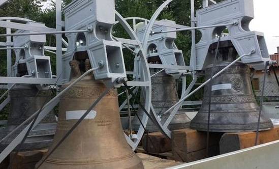 Un concerto dei Campanari e un annullo filatelico per la fine dei restauri della chiesa della SS.Trinità di Pecetto