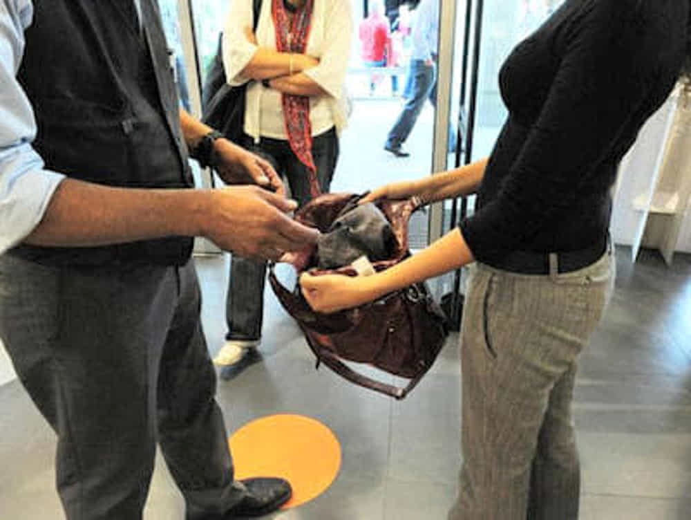 Due denunce per tentato furto in meno di un giorno, prima al Penny Market e poi all’Esselunga