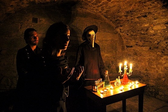 In tempo di streghe a Dolceacqua l’atmosfera è dark, torna il Ghost Tour e l’Halloween Night