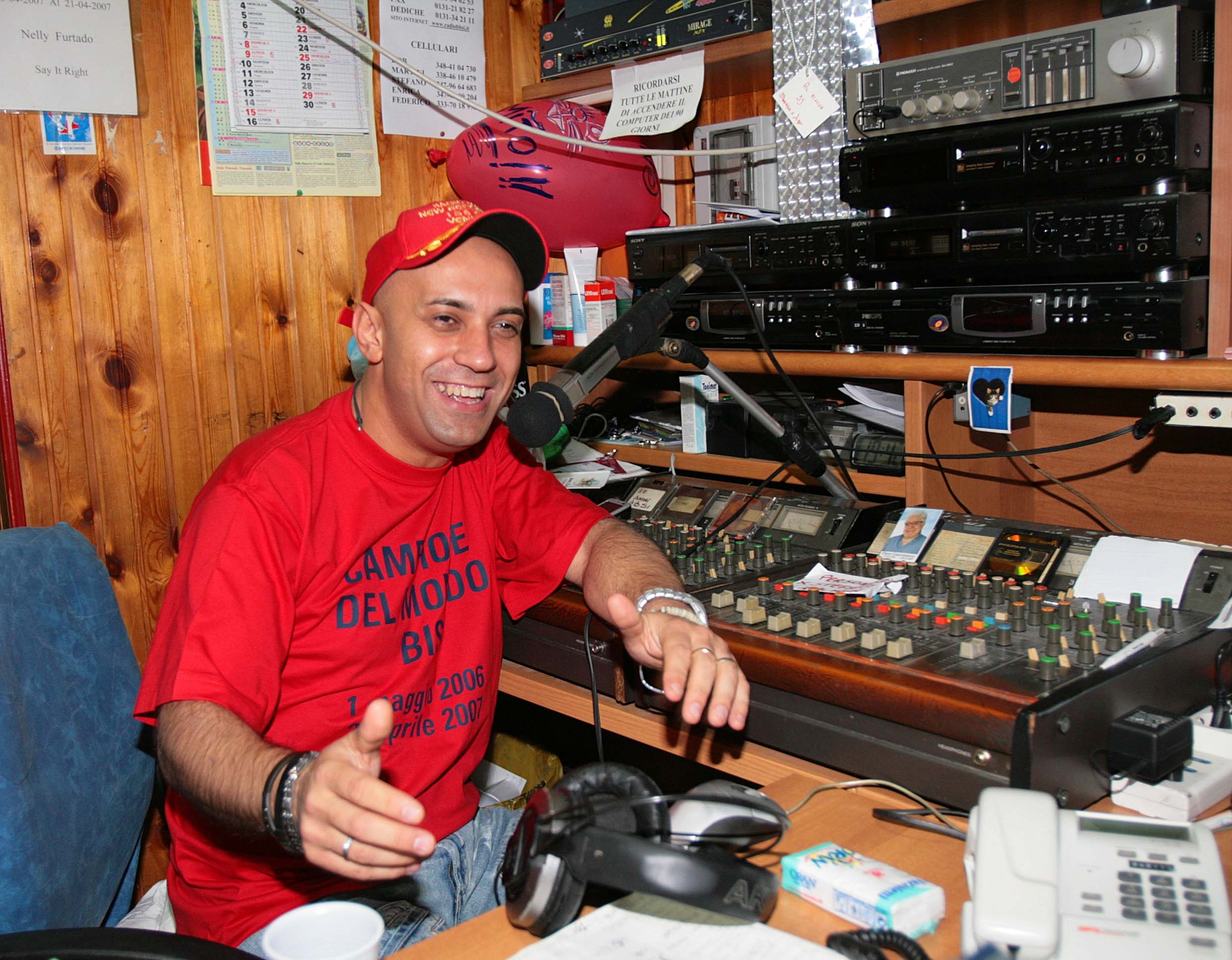 Inizia l’impresa di Venneri: 204 di diretta radiofonica per il Guinness