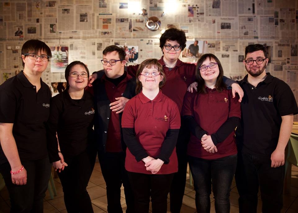 Riapre il Ristorante a 6 stelle dei ragazzi del Centro Down e ora la “Risto” va “on the road” per  la provincia