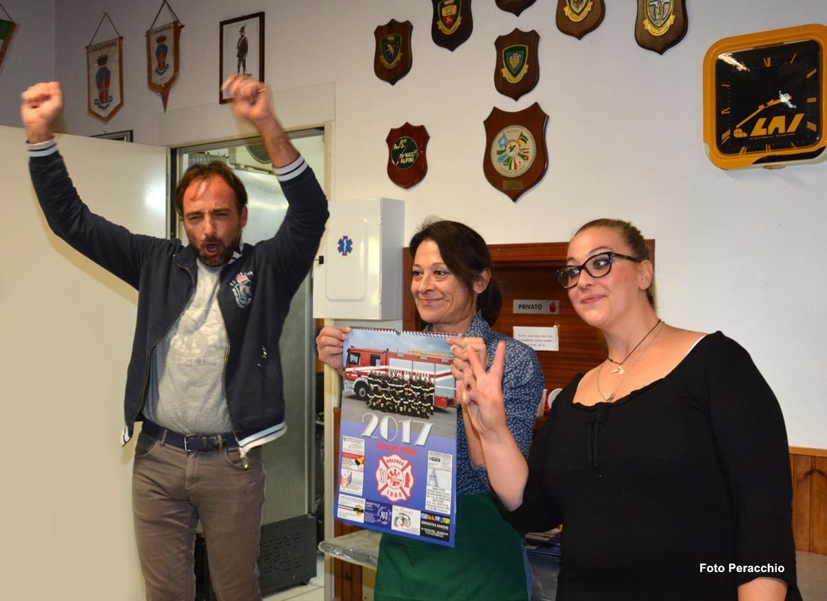 Un calendario per dare una mano ai Vigili del Fuoco volontari di Valenza