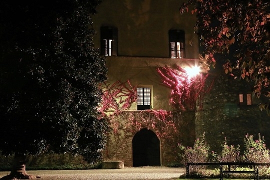 Ad Halloween il castello stregato di Manta si tinge di mistero