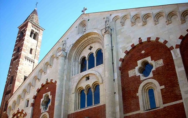 Casale mette in mostra il suo patrimonio artistico, torna Casale Città Aperta