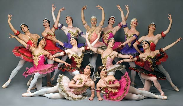 La raffinata ironia dei Trockadero sul palco del Teatro Alessandrino
