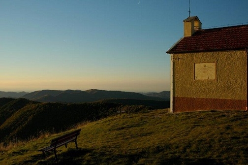 “L’anello di Vallenzona”: un’escursione alla scoperta del territorio a confine tra Liguria e Piemonte