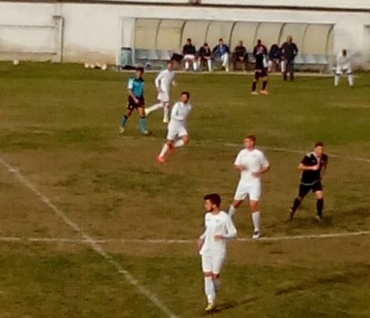 Il Calcio Tortona batte in rimonta l’Acqui: termali in vantaggio ma poi cedono il passo