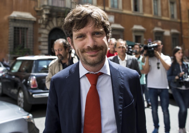 Pippo Civati a Casale per la campagna referendaria