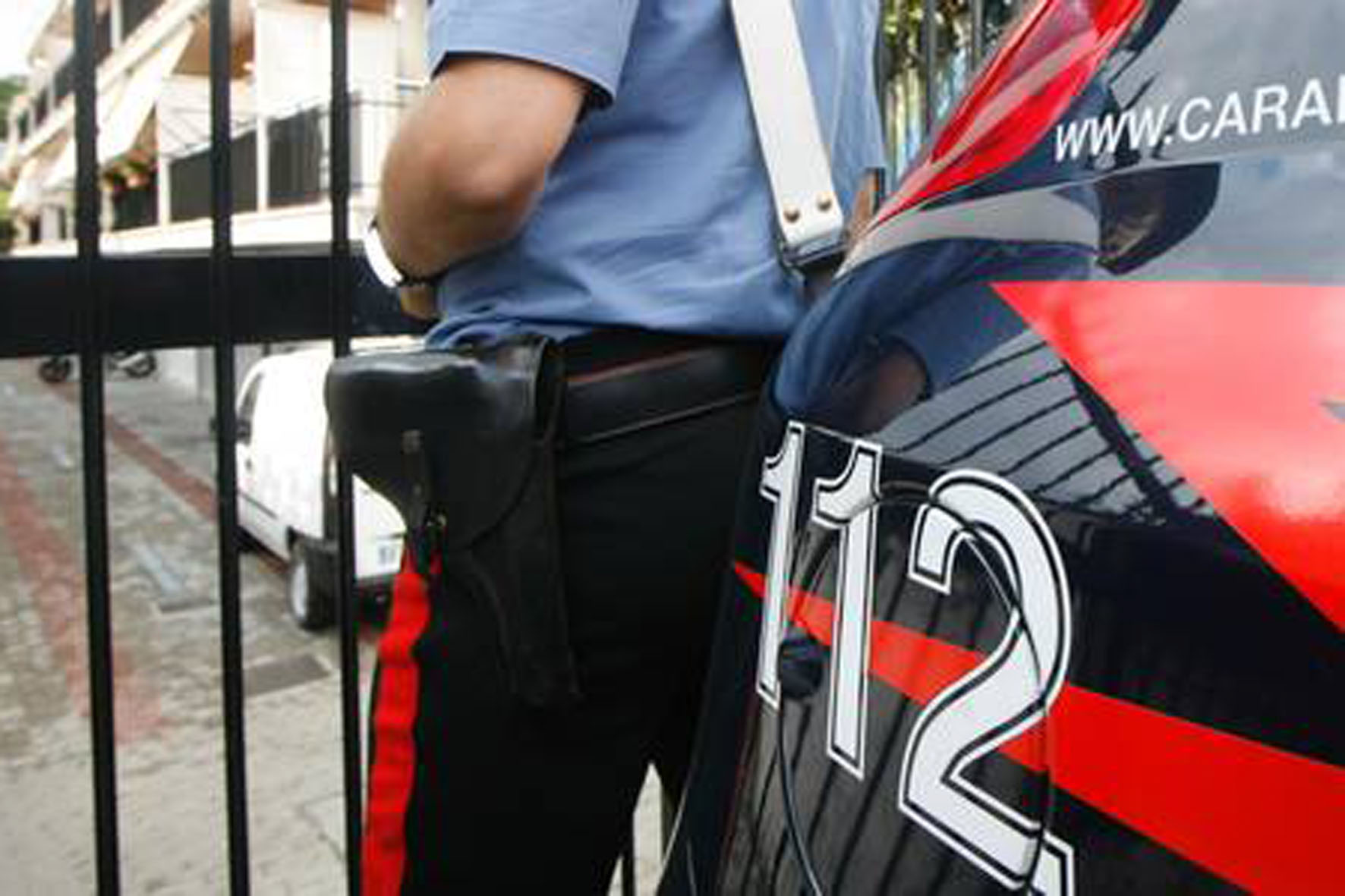 Non rispetta per due volte gli arresti domiciliari: condannato a un anno di carcere