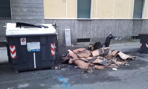 Altri cassonetti incendiati ad Alessandria. Amag Ambiente aziona quattro telecamere per fermare i vandali