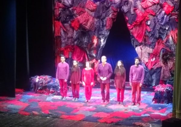 Il Mediterraneo che divide e accomuna. Recensione di “Human” al Teatro Sociale di Valenza Il Mediterraneo che divide e accomuna. Recensione di “Human” al Teatro Sociale di Valenza