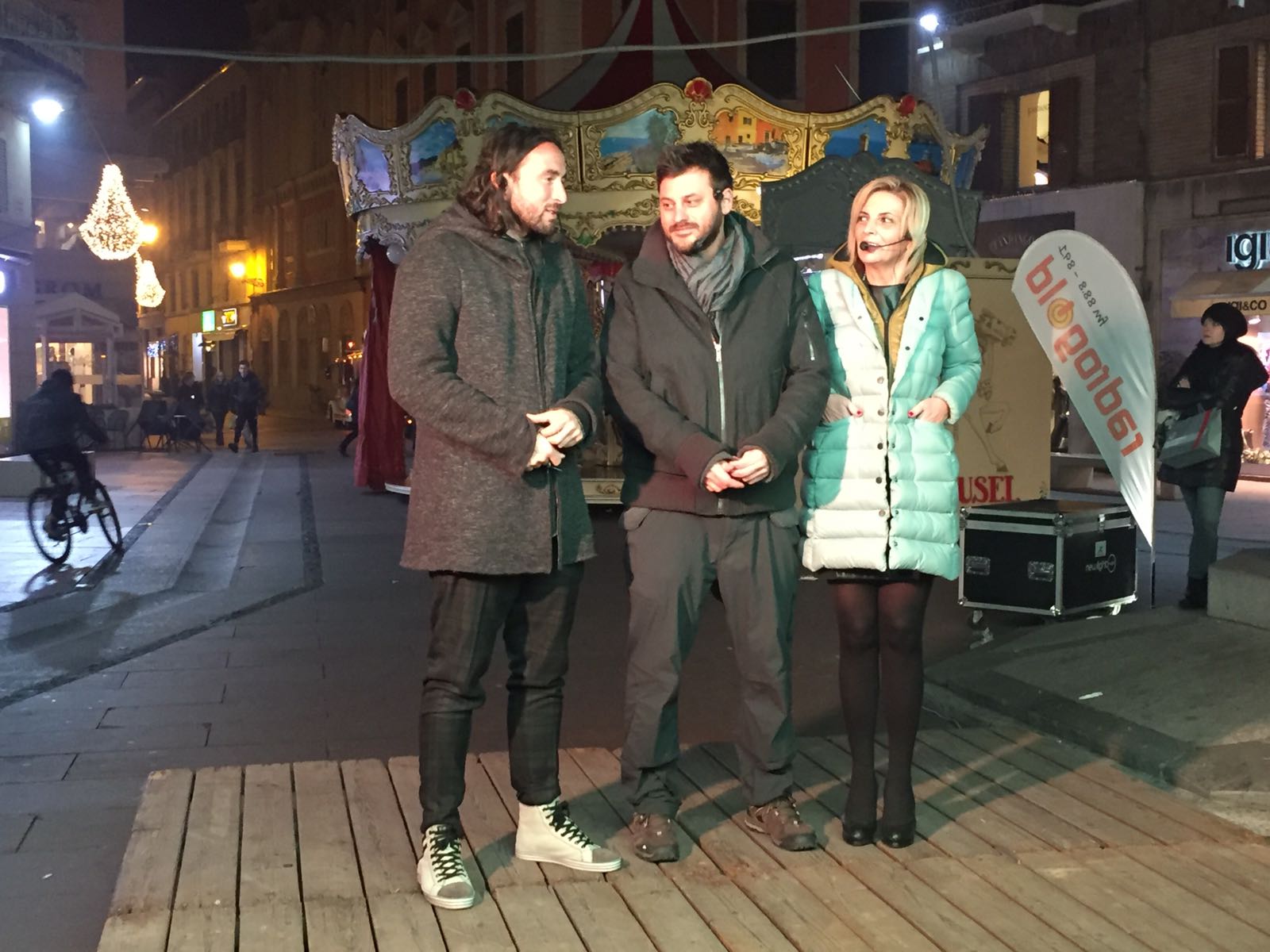 VAI COL GRIGIO con Felice Piccolo, in piazzetta della Lega