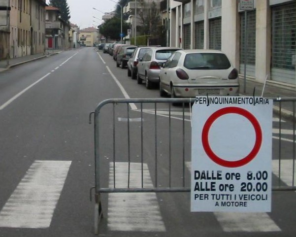 Polveri sottili troppo alte: da venerdì ad Alessandria misure antismog e blocco del traffico