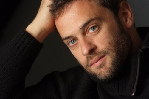 Un viaggio tra i “Suoni dalla TV” al Teatro della Juta. Intervista a Massimo Poggio