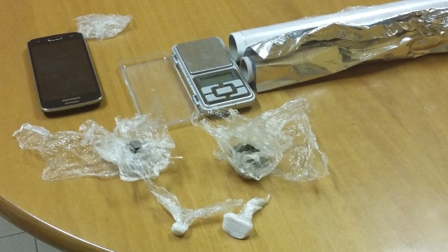 In tasca circa venti grammi tra cocaina e eroina: in manette un 57enne