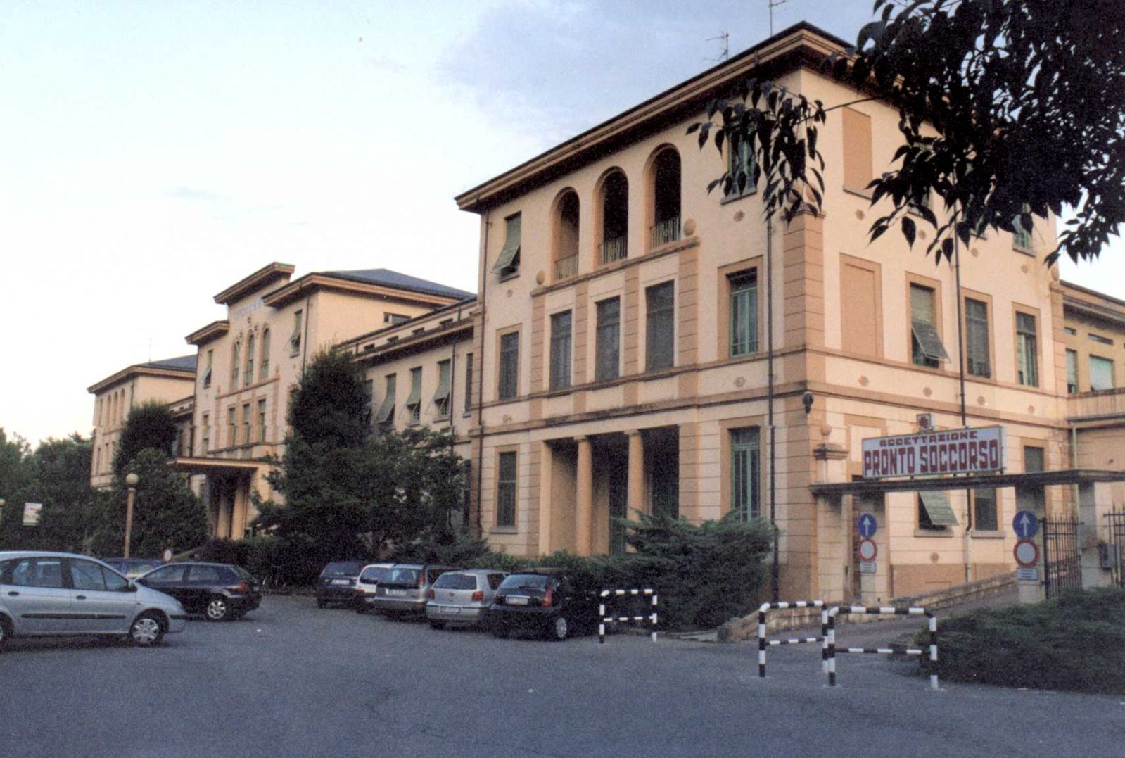 Il problema dei posti letto colpisce l’ospedale di Casale. Demezzi critica le politiche regionali.