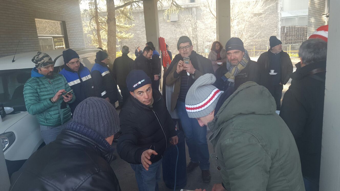 Cementir annuncia 23 esuberi: lavoratori in sciopero a tempo indeterminato