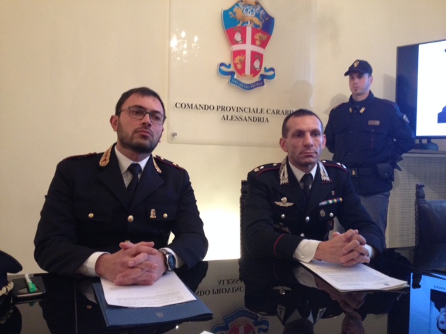 Carabinieri e Polizia bloccano due ladri dopo furto in un alloggio