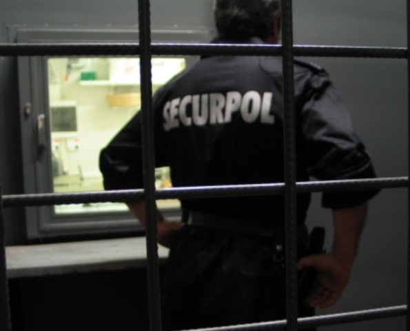 Guardia privata sventa un furto in un bar di Lobbi