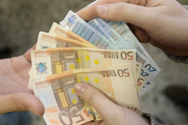 Ad Acqui truffa del pacco scoperta grazie alle telecamere