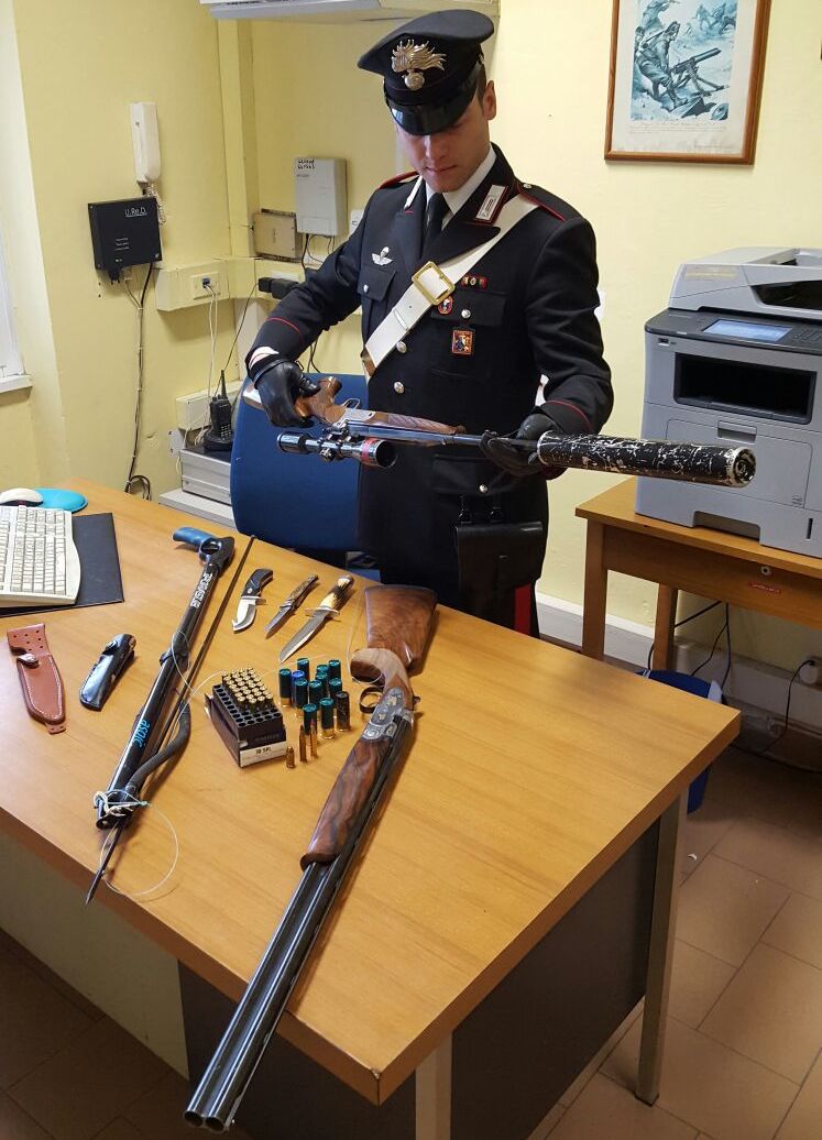 Tre cacciatori in azione di notte fuori dalla stagione venatoria: denunciati