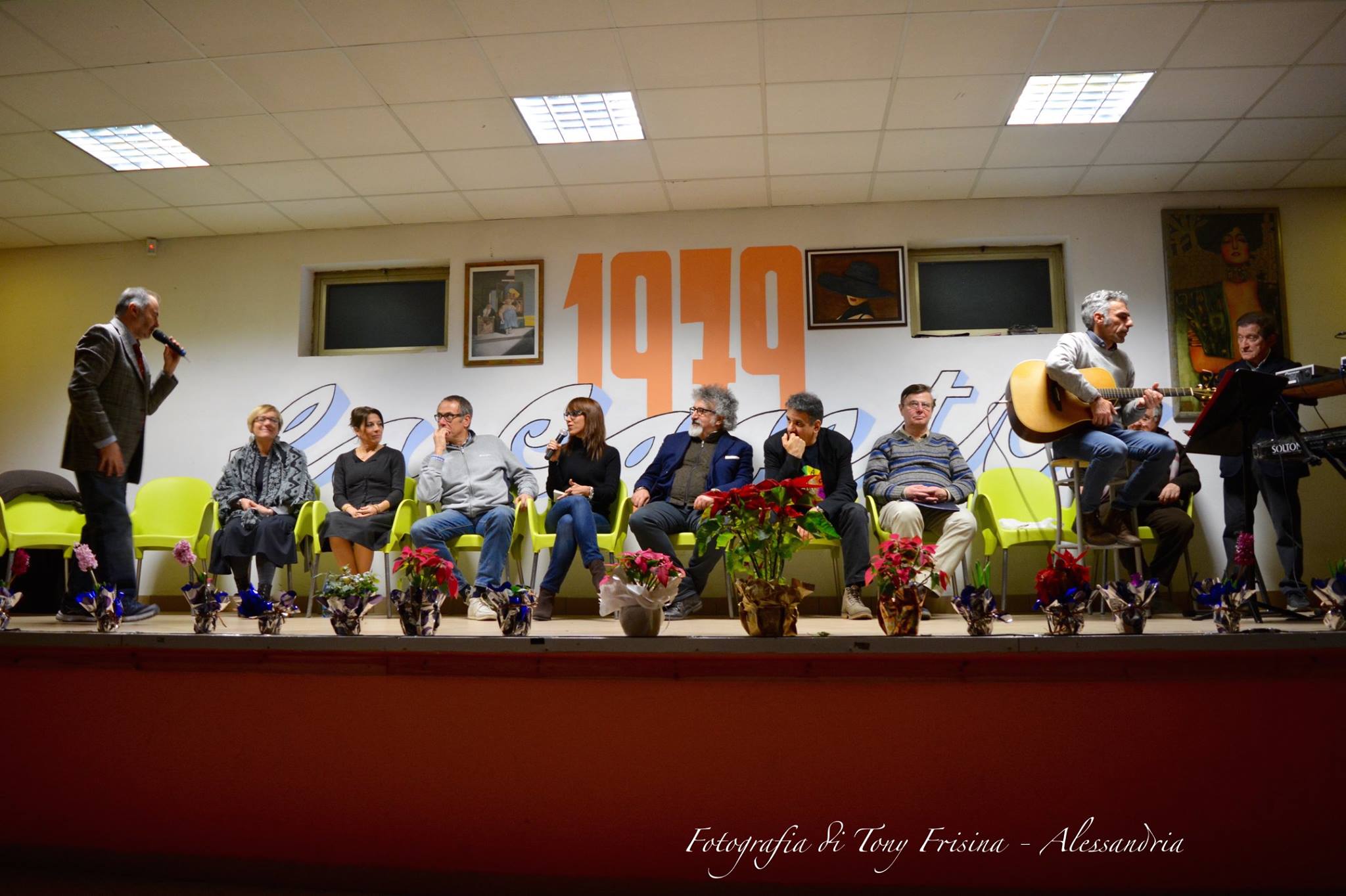 “Il salotto del mandrogno” debutta alla Familiare