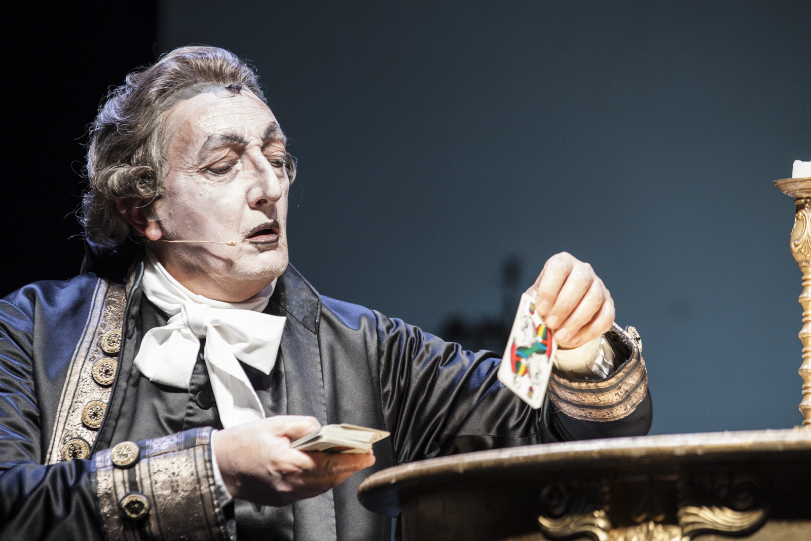 “Il ritorno di Casanova”, una tragicommedia sull’amore e sulla fuga dalla morte