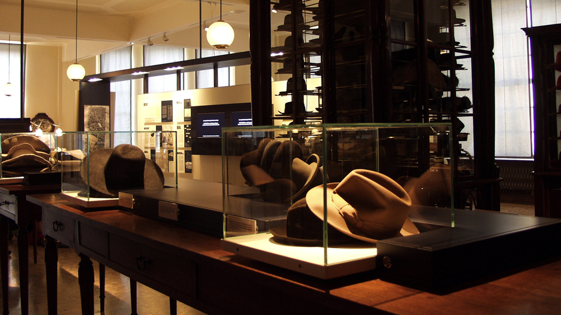 Una giornata di eventi al museo del cappello