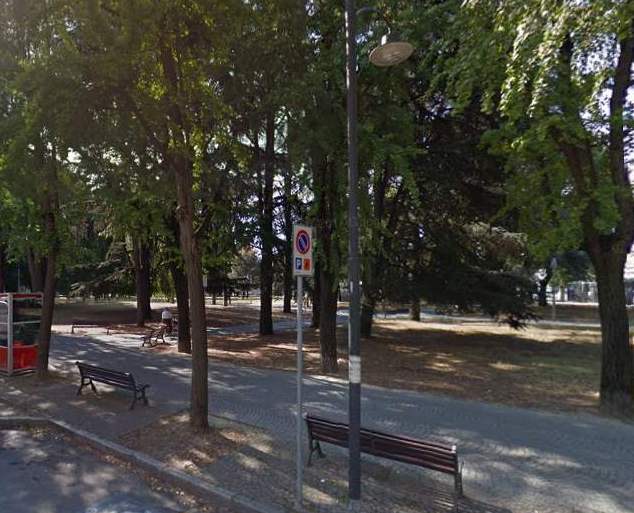 Rissa con coltello tra tre uomini davanti al Tribunale: arrestati