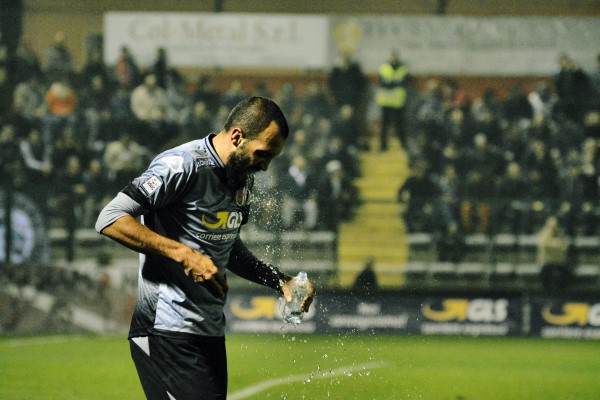 L’Alessandria resta a galla, nel segno di Gonzalez: Renate battuto 1-0