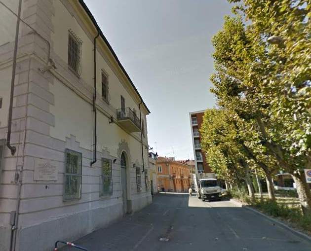 Ignora il divieto di dimora: pluripregiudicato trasferito in carcere