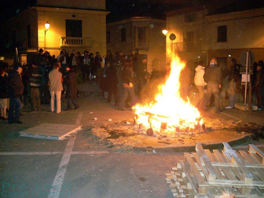“Cantè j’ov” torna la tradizionale rievocazione della questua delle uova