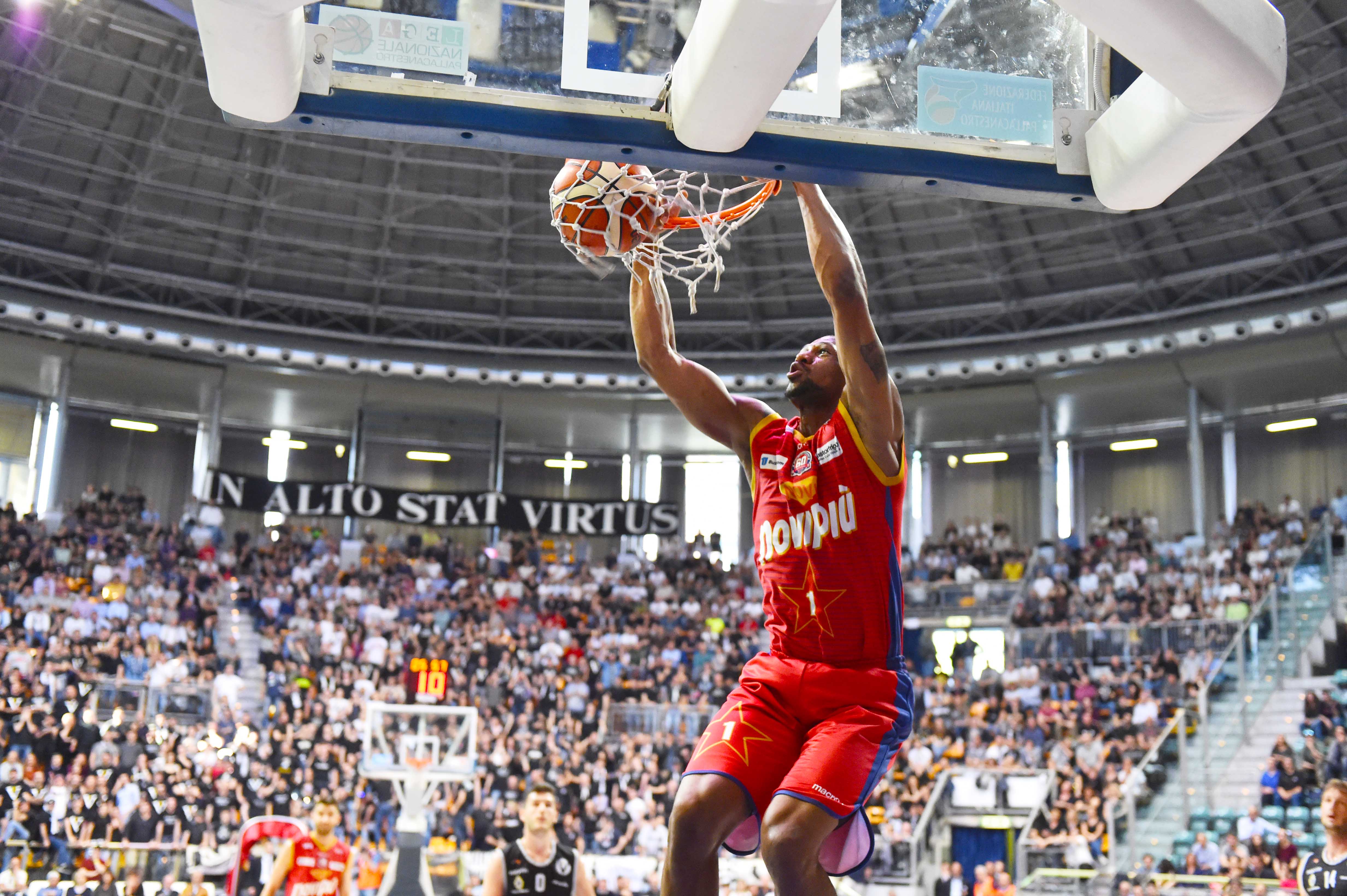 Junior Casale: rimonta a metà. La Virtus vince gara 1
