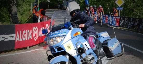 Anche in provincia la Polstrada sempre a fianco del Giro d’Italia
