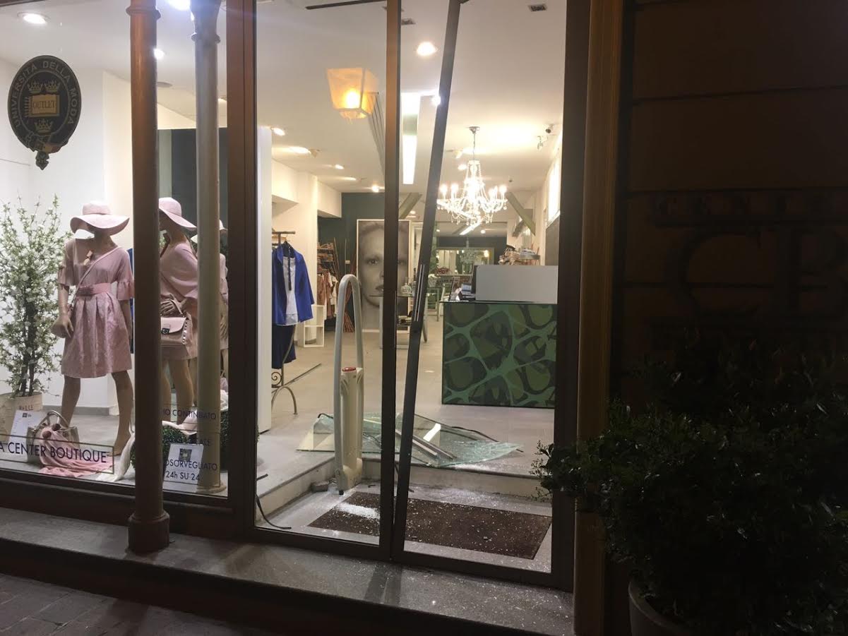 Nuova spaccata in centro ad Alessandria. Ladro bloccato dai Carabinieri