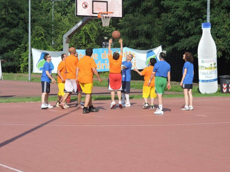 Una maxi partita di basket lunga un giorno